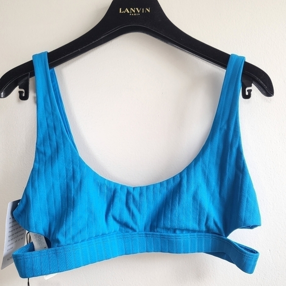 Bond Eye Heatwave Rib Crop Omo Blue Bikini Top NWT Size Medium - Picture 6 of 10
